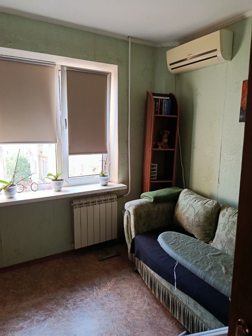 продажа трехкомнатной квартиры номер A-174574 в Суворовском районе, фото номер 16